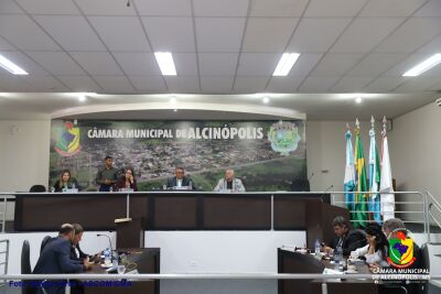 Imagem da notícia Por unanimidade, vereadores aprovam três Projetos de Lei durante sessão em Alcinópolis